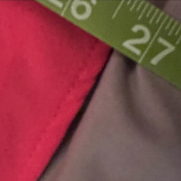 Dark pink button up lovely shirt! - Picture 4 of 6